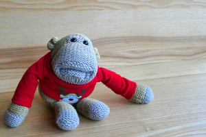 peluche singe habillé